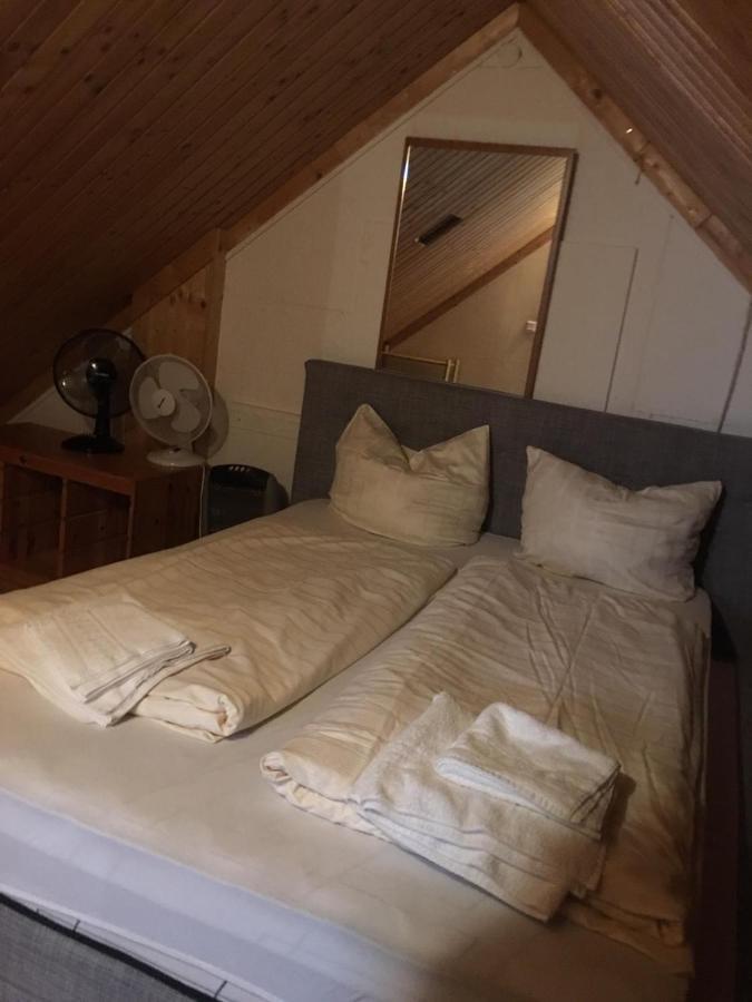 Zimmer Im Dachgeschoss Καϊζερσλάουτερν Εξωτερικό φωτογραφία